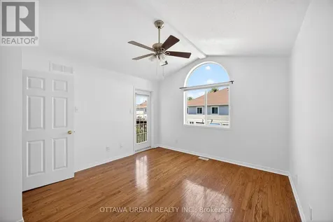 127 Castle Glen Crescent Ottawa ON K2L 4G9