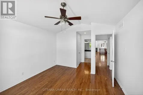 127 Castle Glen Crescent Ottawa ON K2L 4G9