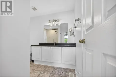 127 Castle Glen Crescent Ottawa ON K2L 4G9
