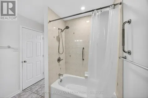 127 Castle Glen Crescent Ottawa ON K2L 4G9