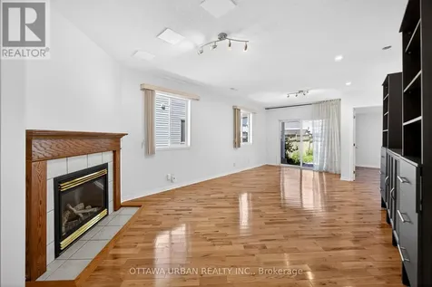 127 Castle Glen Crescent Ottawa ON K2L 4G9