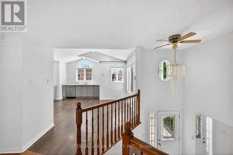 127 Castle Glen Crescent Ottawa ON K2L 4G9