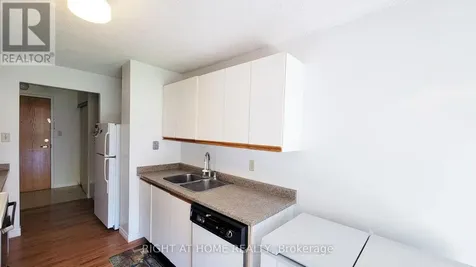 55 Blue Springs Drive Waterloo ON N2J 4T3