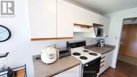 55 Blue Springs Drive Waterloo ON N2J 4T3