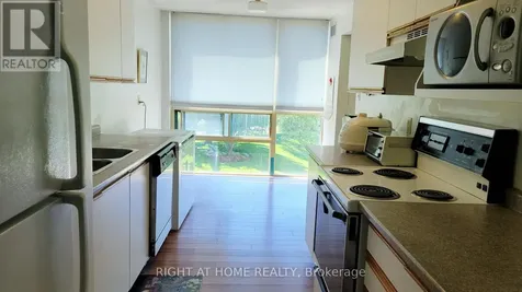 55 Blue Springs Drive Waterloo ON N2J 4T3