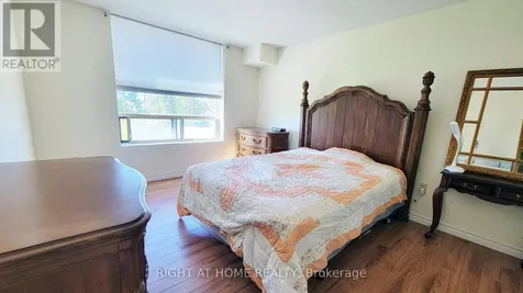 55 Blue Springs Drive Waterloo ON N2J 4T3