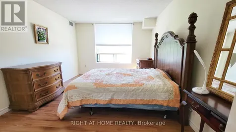 55 Blue Springs Drive Waterloo ON N2J 4T3
