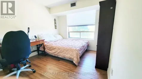55 Blue Springs Drive Waterloo ON N2J 4T3