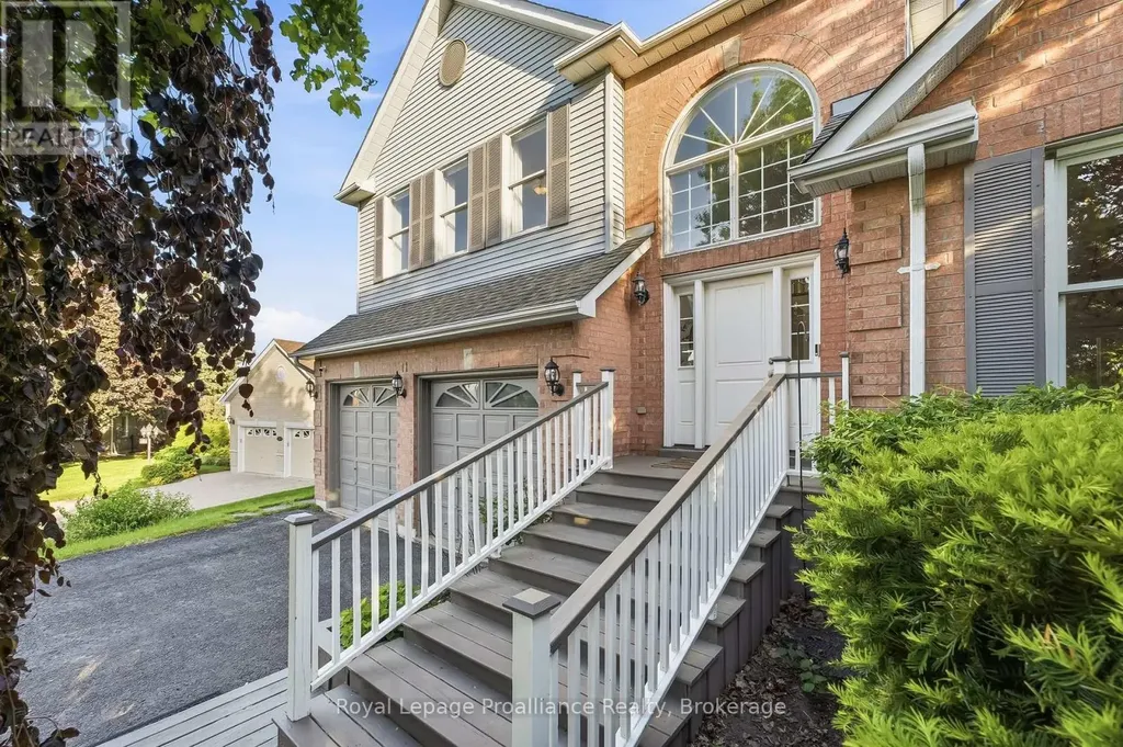 11 Gibson Place Port Hope ON L1A 4G8