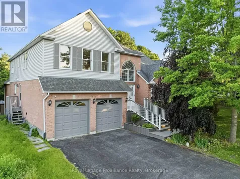 11 Gibson Place Port Hope ON L1A 4G8