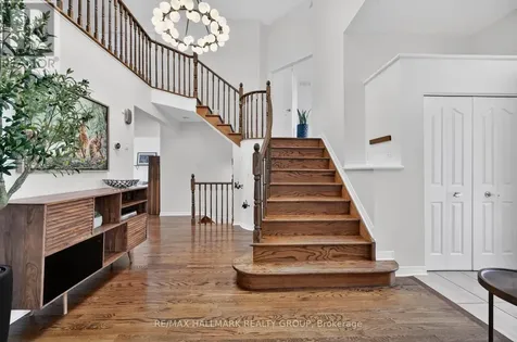 1091 Charest Way Ottawa ON K4A 4B1