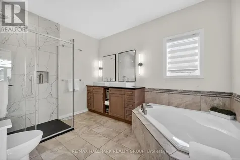 1091 Charest Way Ottawa ON K4A 4B1