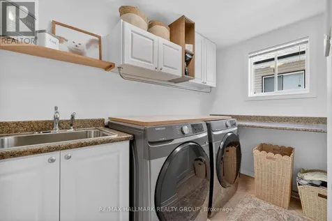 1091 Charest Way Ottawa ON K4A 4B1