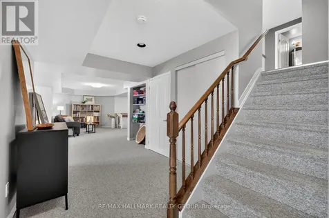 1091 Charest Way Ottawa ON K4A 4B1