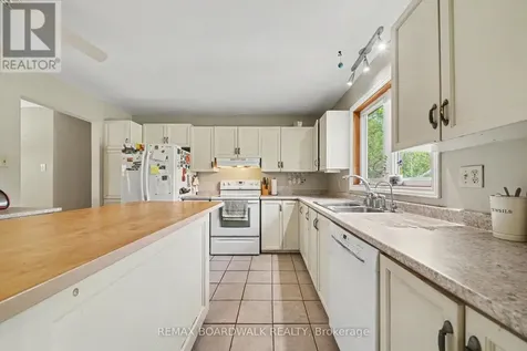 3399 Regburn Drive Ottawa ON K0A 2W0
