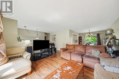 3399 Regburn Drive Ottawa ON K0A 2W0