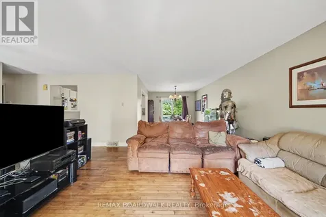 3399 Regburn Drive Ottawa ON K0A 2W0