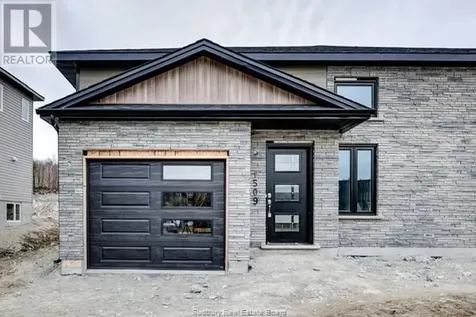 1509 Montrose Sudbury ON P3A 0E1