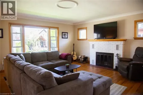 42 Hawthorne Avenue Simcoe ON N3Y 2L9