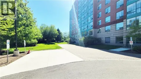 55 Blue Springs Drive Waterloo ON N2J 4T3