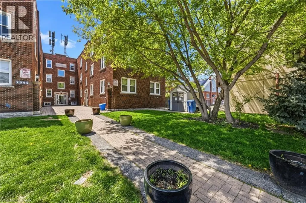 1544 King Street East Hamilton ON L8K 1S9