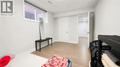 154 Tartan Avenue Kitchener ON N2R 0N3