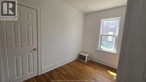 2257 Howard Avenue Windsor ON N8X 3V2