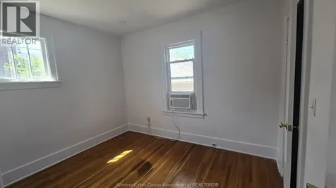 2257 Howard Avenue Windsor ON N8X 3V2