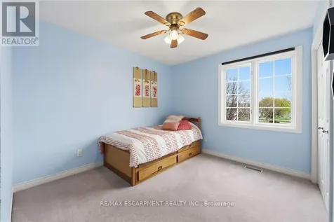 187 Alderlea Avenue Hamilton ON L0R 1W0