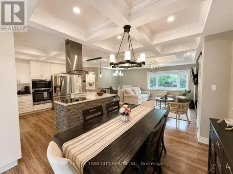 107 Rosslinn Road Cambridge ON N1S 3K3