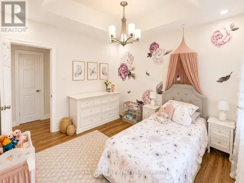 107 Rosslinn Road Cambridge ON N1S 3K3