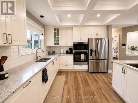 107 Rosslinn Road Cambridge ON N1S 3K3