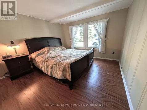 66 Linden Lane Innisfil ON L9S 1P2