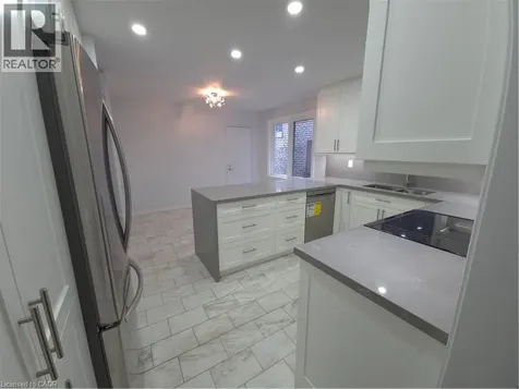 89 Elmsthorpe Avenue Toronto ON M5P 2L8