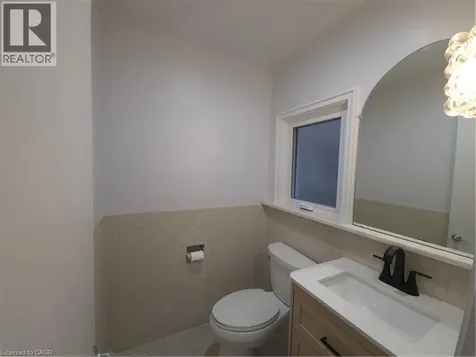 89 Elmsthorpe Avenue Toronto ON M5P 2L8