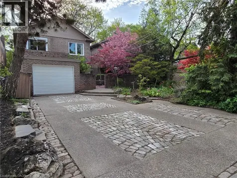 89 Elmsthorpe Avenue Toronto ON M5P 2L8