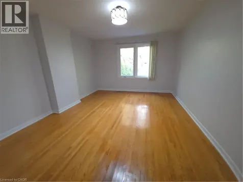 89 Elmsthorpe Avenue Toronto ON M5P 2L8
