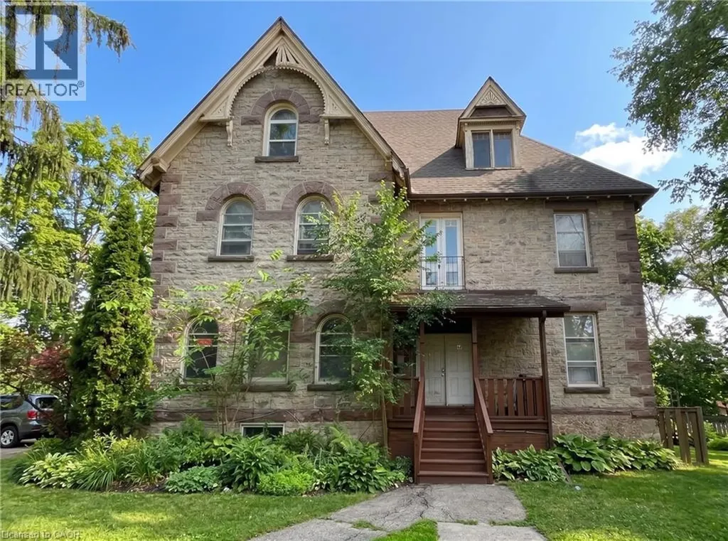 130 Brown Street Cambridge ON N3H 5T5