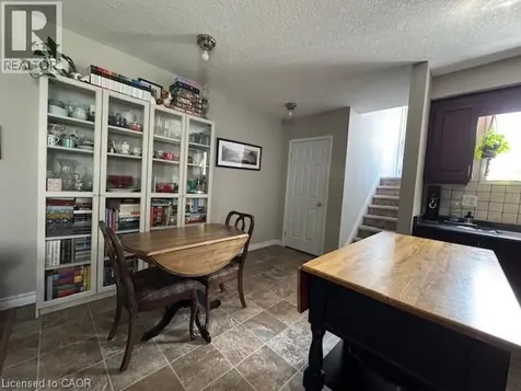 240 Westmeadow Drive Kitchener ON N2N 0A1