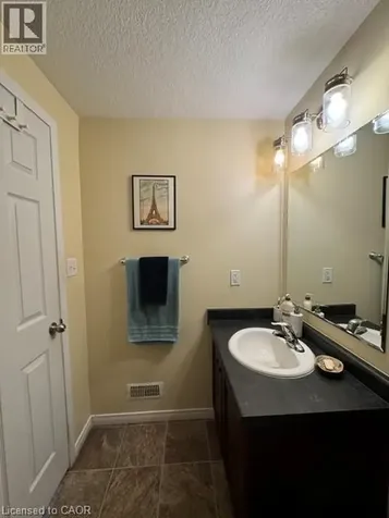 240 Westmeadow Drive Kitchener ON N2N 0A1