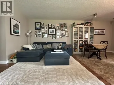 240 Westmeadow Drive Kitchener ON N2N 0A1