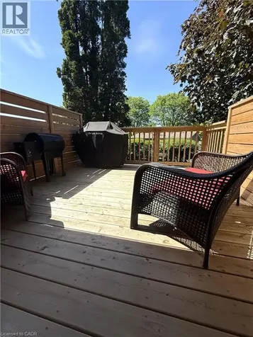 75 Lillian Drive Waterloo ON N2J 4J8
