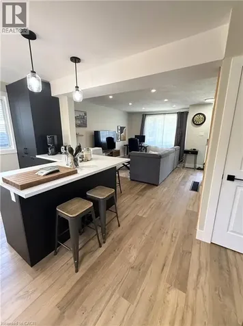 75 Lillian Drive Waterloo ON N2J 4J8
