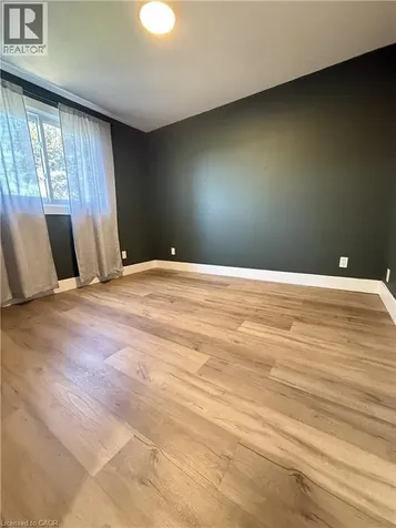 75 Lillian Drive Waterloo ON N2J 4J8