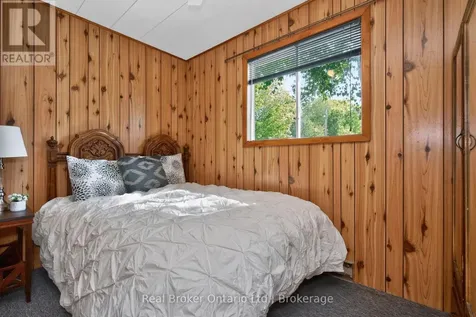 24 Poplar Drive Tiny ON L9M 0J2
