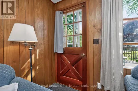 24 Poplar Drive Tiny ON L9M 0J2