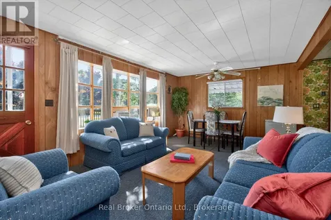 24 Poplar Drive Tiny ON L9M 0J2