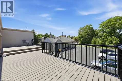 58 King Street West Stoney Creek ON L8G 1H8