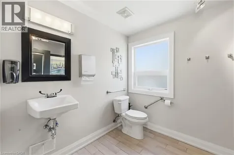 60 King Street West Stoney Creek ON L8G 1H8
