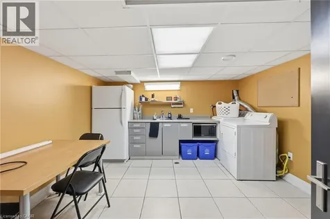 60 King Street West Stoney Creek ON L8G 1H8